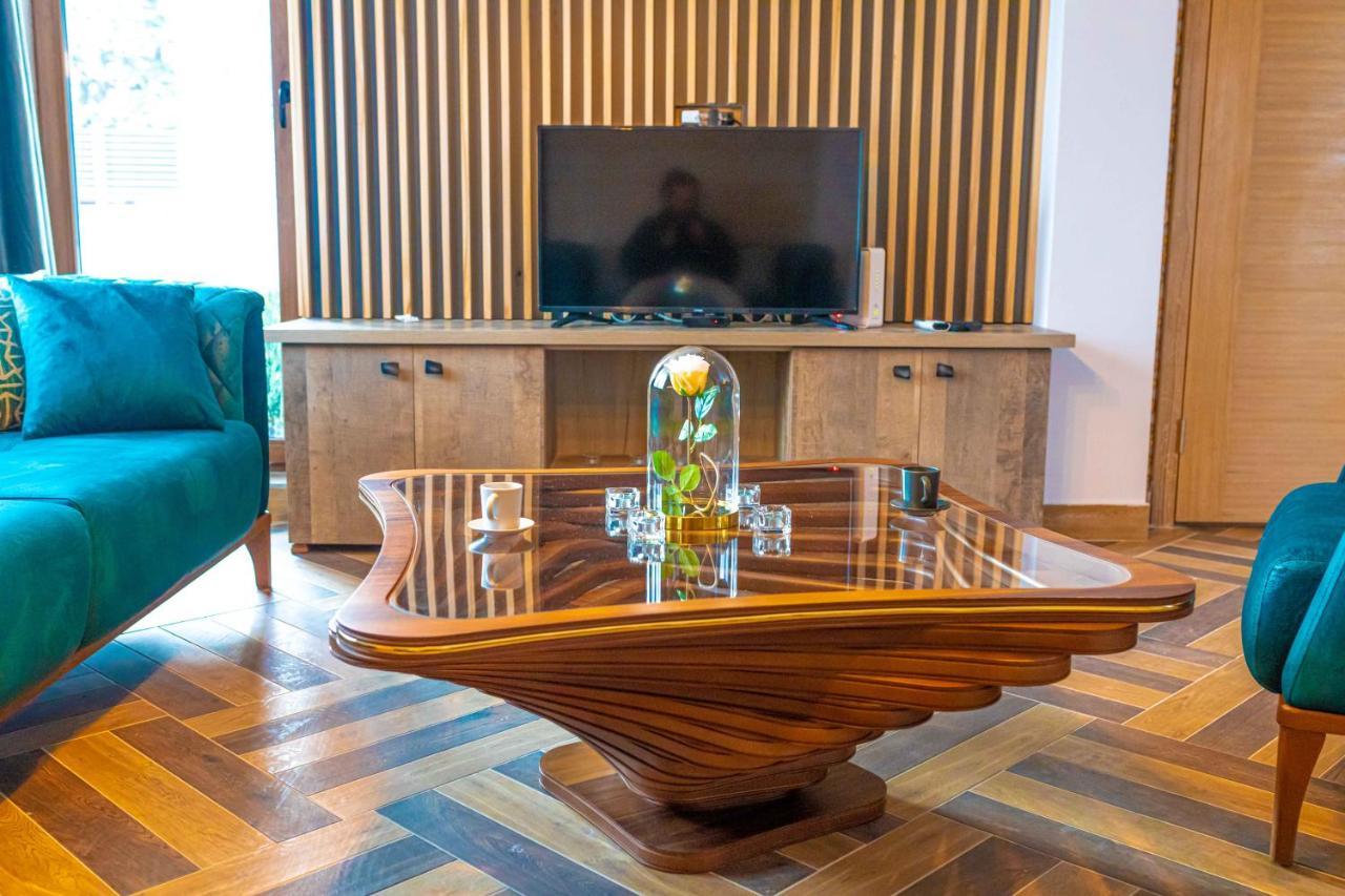 City Escape Luxury Villa Zuce 외부 사진