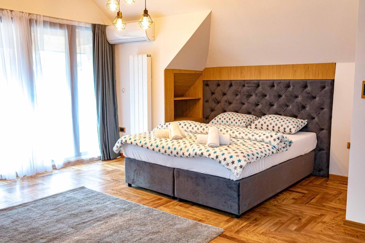 City Escape Luxury Villa Zuce 외부 사진