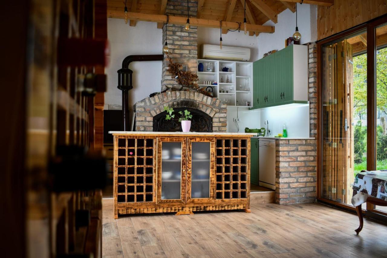 City Escape Luxury Villa Zuce 외부 사진